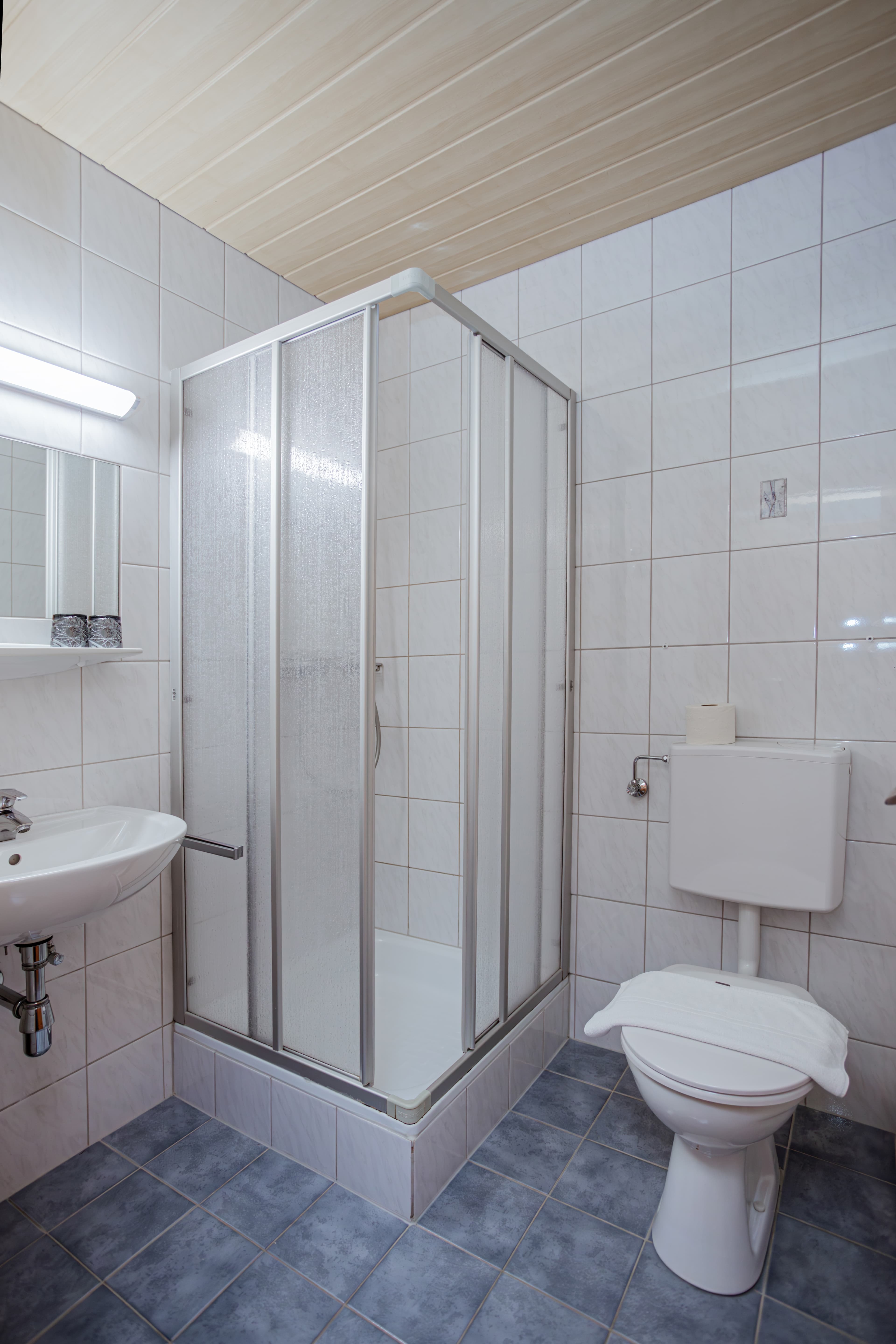ESCHENHOF BED | BREAKFAST & MORE - Doppelzimmer 205 - 5
